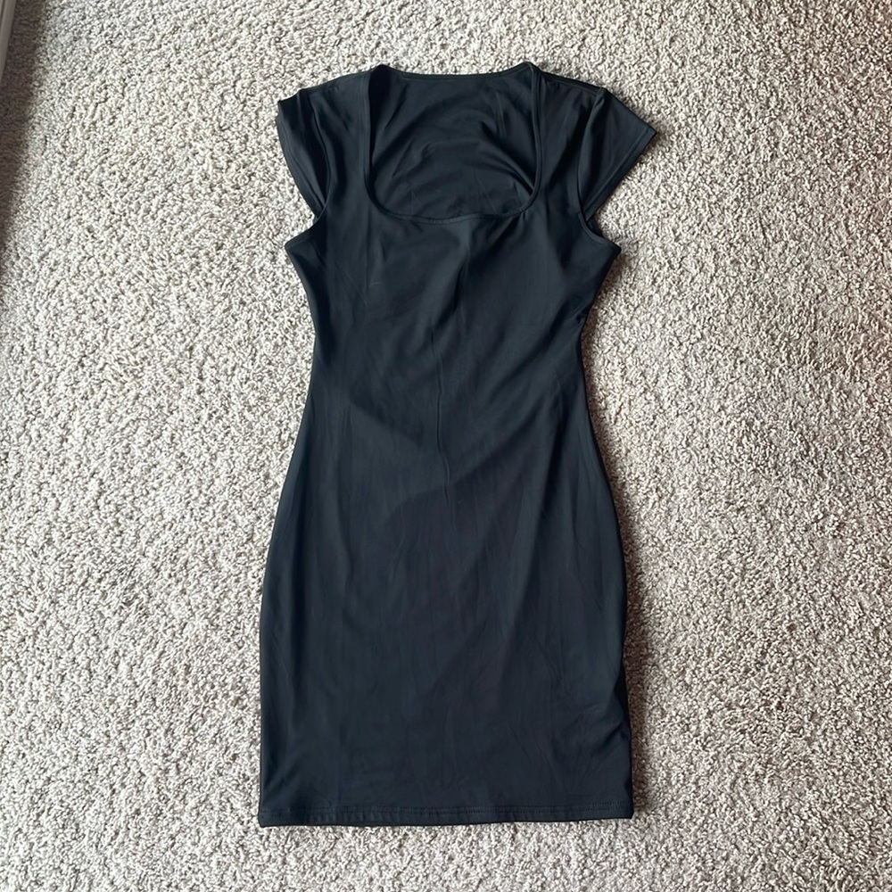 NWT Women’s small little black dress